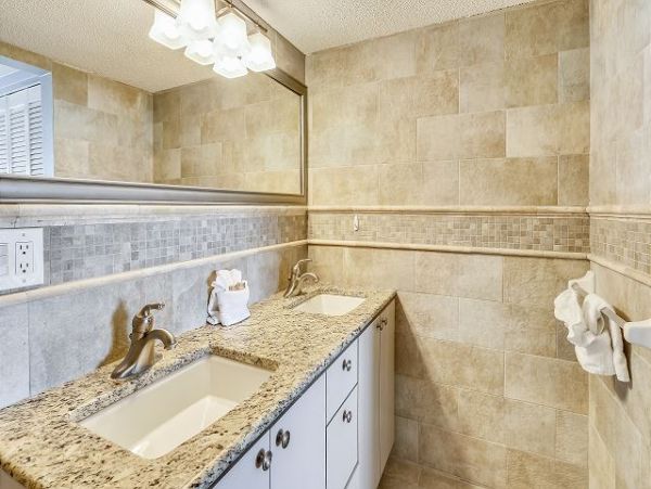 Madeira Beach Vacation Condo Three Bedroom Gulf Views