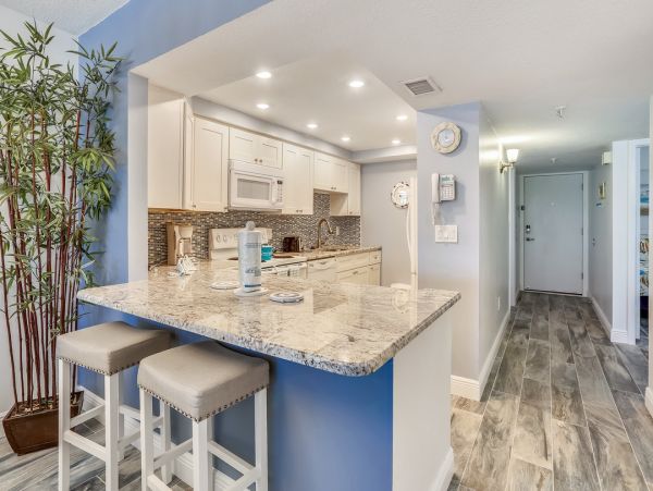 Madeira Beach Vacation Condo Beachfront Rentals on Florida’s Gulf Coast