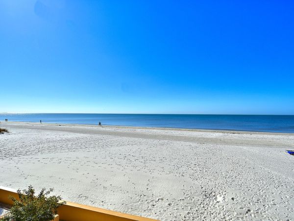 Madeira Beach Vacation Condo Beachfront Rentals on Florida’s Gulf Coast