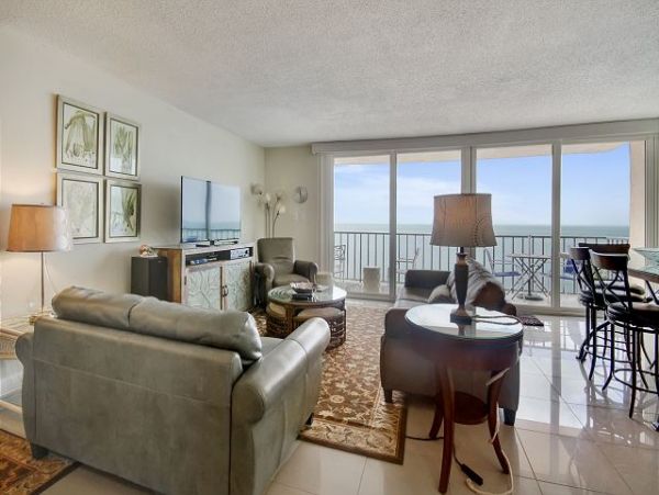 Madeira Beach Oceanfront Vacation Rental - Gulf View Condo with Pool