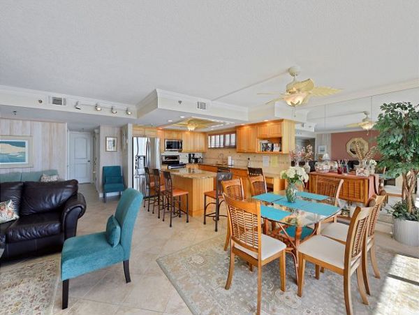 Madeira Beach Beachfront Condo Rental - Gulf View Vacation Home with Pool