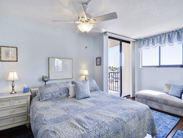 Madeira Beach Beachfront Condo Rental - Gulf View Vacation Home with Pool