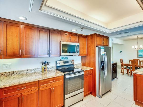 Madeira Beach Beachfront Condo Rental - Florida Gulf Coast 2-Bedroom Vacation Home