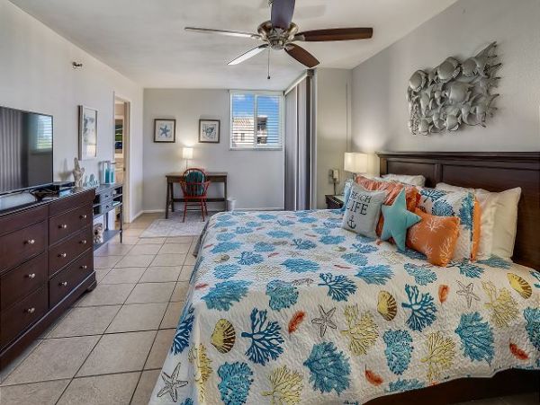 Gulf Front 2 Bedroom Condo in Madeira Beach