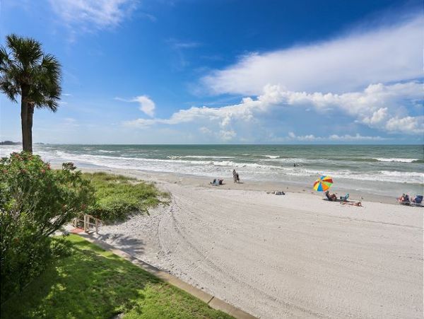 Gulf Front 2 Bedroom Condo in Madeira Beach