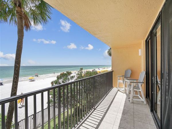Madeira Beach Vacation Condo Two Bedroom On Beach
