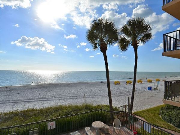 Gulf Front Madeira Beach Condo with Two Bedrooms