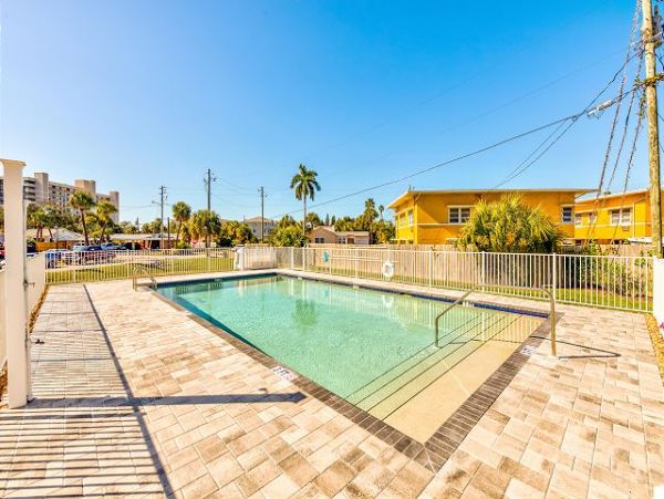 Chic Modern Beach 3 Bedroom Condo in Madeira Beach