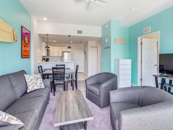 Two Bedroom Vacation Condo. Updated & Modern