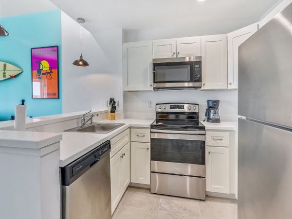 Two Bedroom Vacation Condo. Updated & Modern