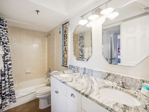 Beachfront Vacation Condo with Amazing Gulf Views Sleeps 8