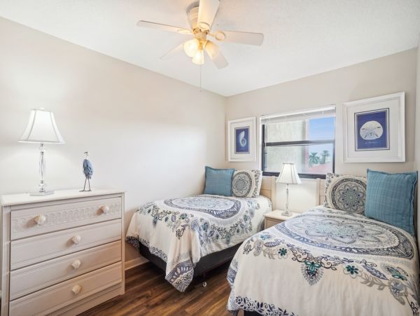 Beachfront Vacation Condo with Amazing Gulf Views Sleeps 8