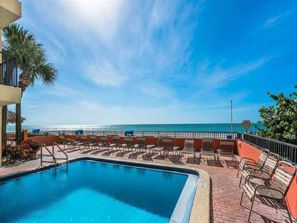 Beachfront Vacation Condo with Amazing Gulf Views Sleeps 8