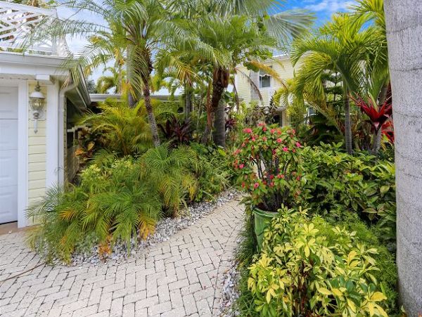 Indian Shores Ai Home 1011578