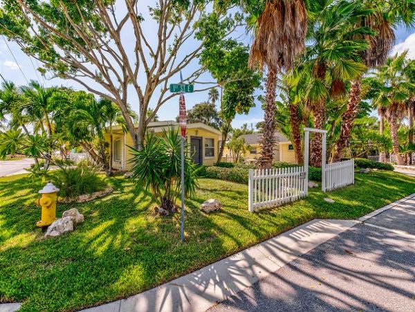 Indian Shores Ai Home 1011580