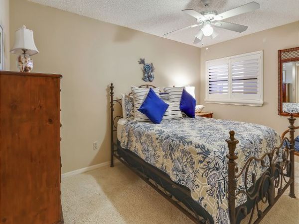 Indian Rocks Indian Shores Condo 1011591