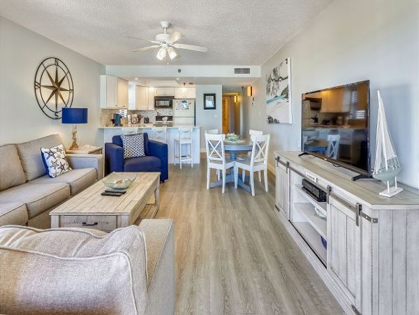 Redington Beach Beachfront Condo Rental - Florida Gulf Coast Vacation Rental with Gulf Views