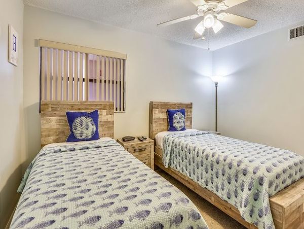 Redington Beach Beachfront Condo Rental - Florida Gulf Coast Vacation Rental with Gulf Views