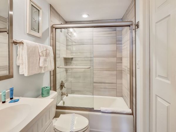 Redington Beach Beachfront Condo Rental - Florida Gulf Coast Vacation Rental with Gulf Views