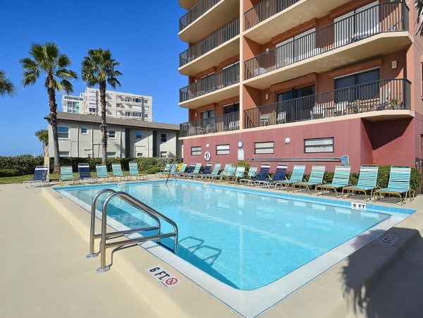 Redington Beach Beachfront Condo Rental - Florida Gulf Coast Vacation Rental with Gulf Views