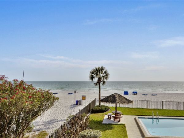North Reddington  Beach New Arrival Great Condo
