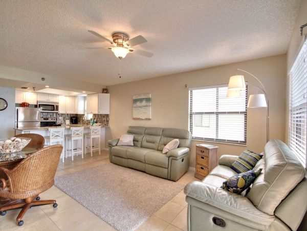 North Reddington  Beach New Arrival Great Condo