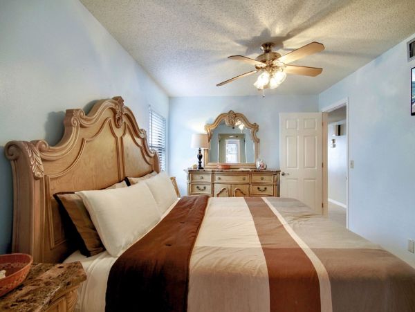North Reddington  Beach New Arrival Great Condo