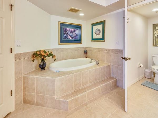 Indian Shores Ai Condo 1011599