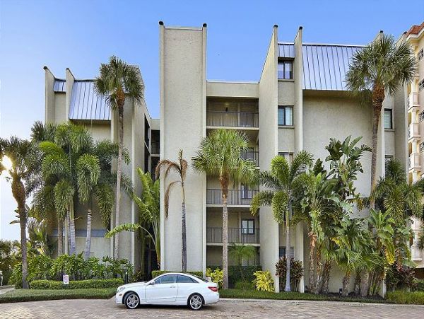 Indian Shores Ai Condo 1011601