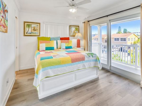 On Beach Redington Shores Vacation Condo Two Bedroom
