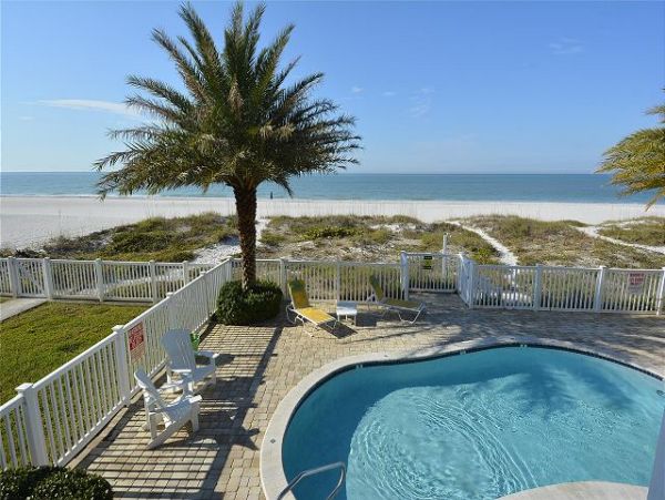 Redington Beach Charming  Gulf Front Condo with Stunning Gulf Views