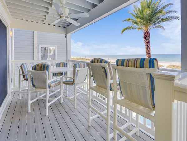 Redington Beach Charming  Gulf Front Condo with Stunning Gulf Views