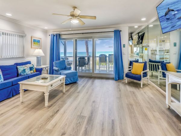 Redington Beach Charming  Gulf Front Condo with Stunning Gulf Views