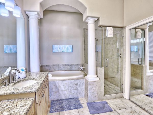 Redington Shores Townhome Gulf-Front!
