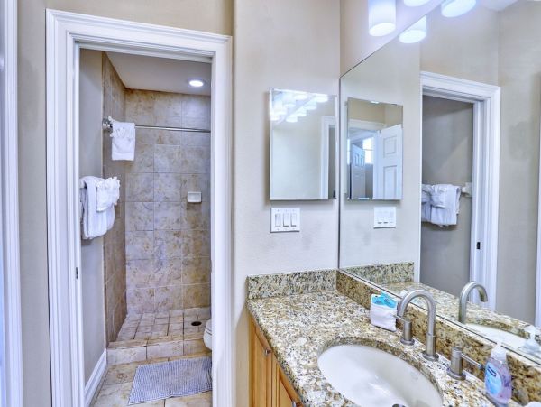 Redington Shores Townhome Gulf-Front!