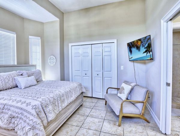 Redington Shores Townhome Gulf-Front!