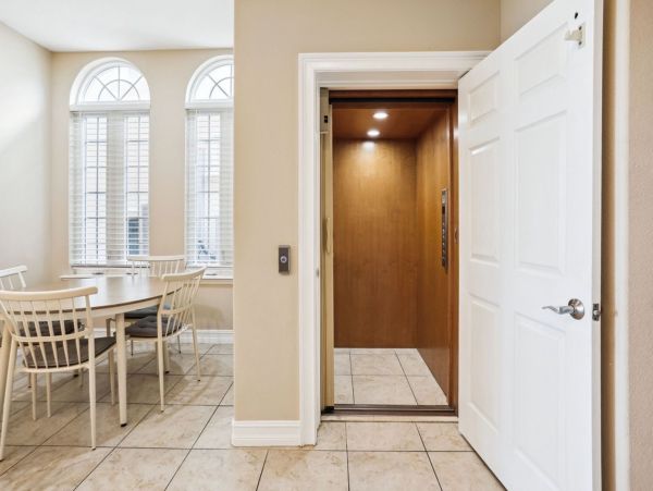 Redington Shores Townhome Gulf-Front!