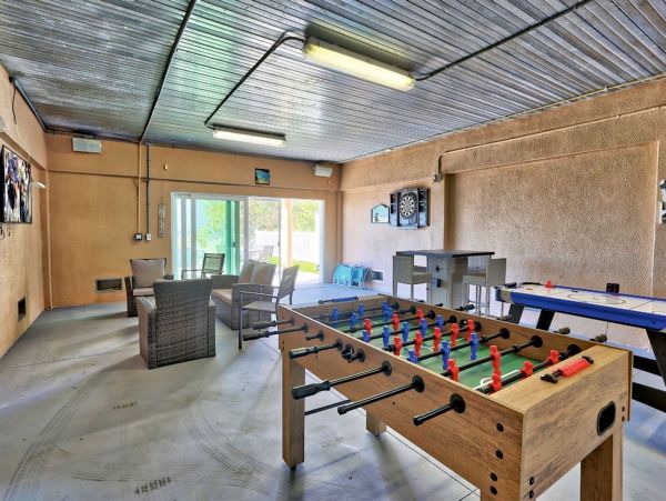 Redington Shores Townhome Gulf-Front!