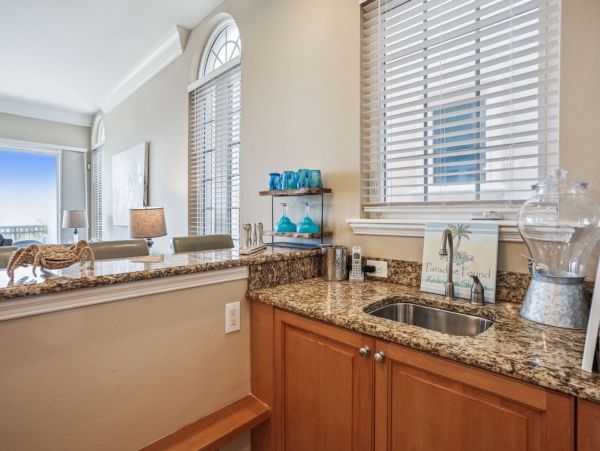 Redington Shores Townhome Gulf-Front!