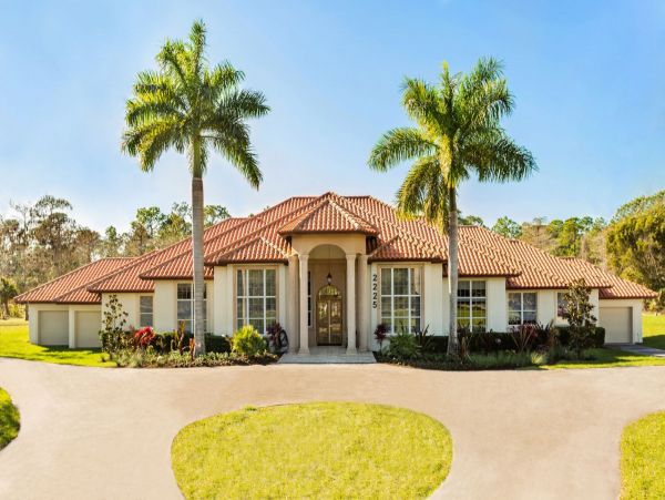 Naples Condo 1011607