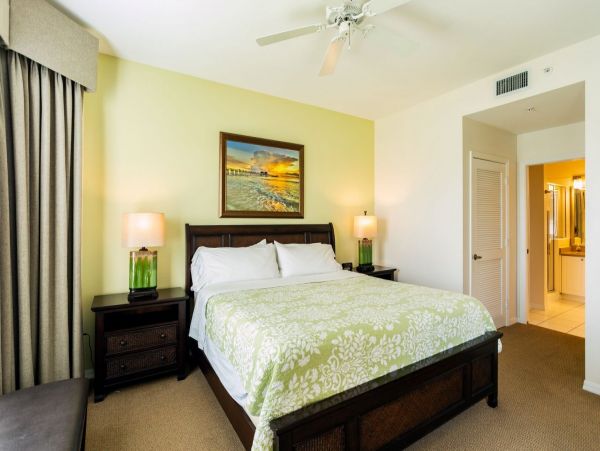 Lake Views Naples Vacation Condo