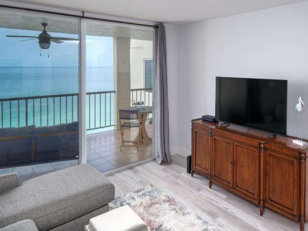 Longboat Key Vacation Beach Condo Full Gulf View Sleeps 4