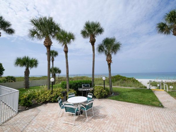 Longboat Key Vacation Beach Condo Full Gulf View Sleeps 4
