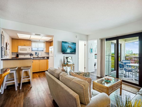 Beachfront Lovely Great Views & Great Amenities