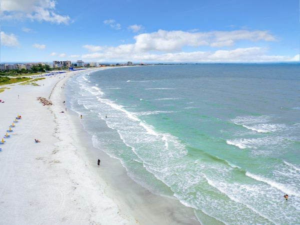 Beachfront Lovely Great Views & Great Amenities