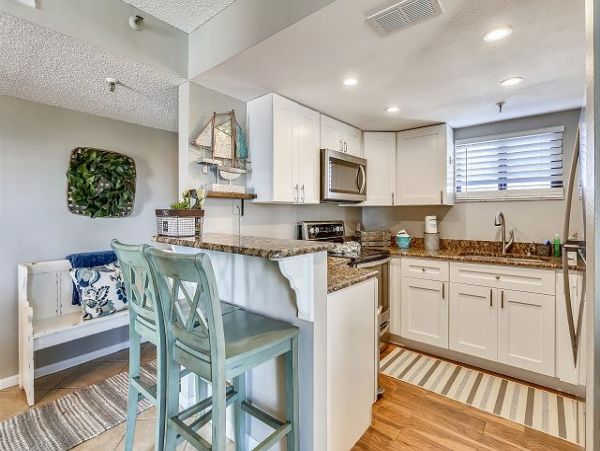 Two Bedroom Corner Condo with Ocean Views