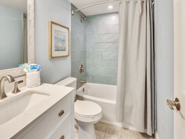 St. Petersburg Condo 1011626