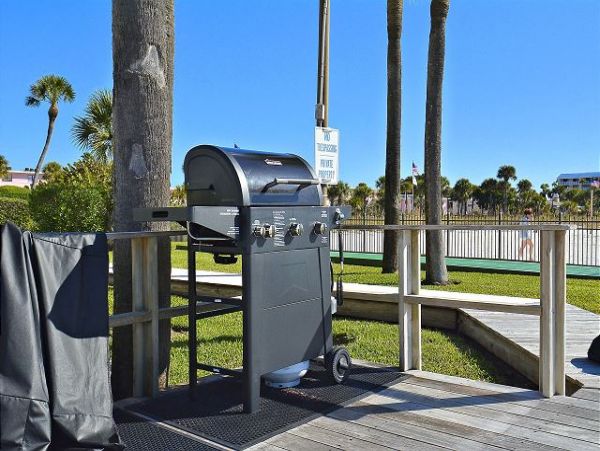 St. Petersburg Condo 1011626