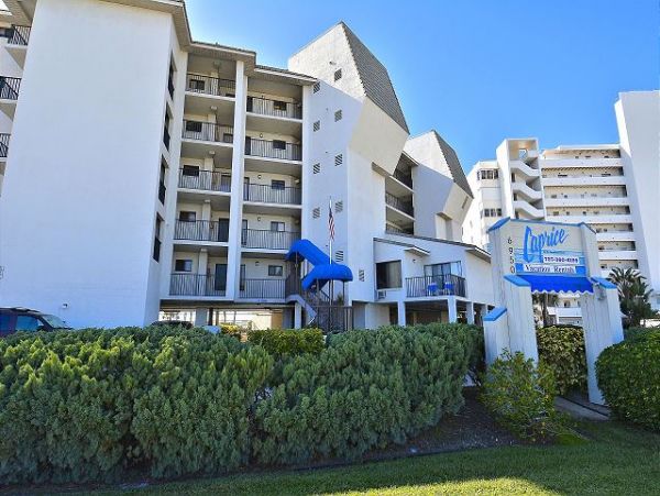 St. Petersburg Condo 1011626