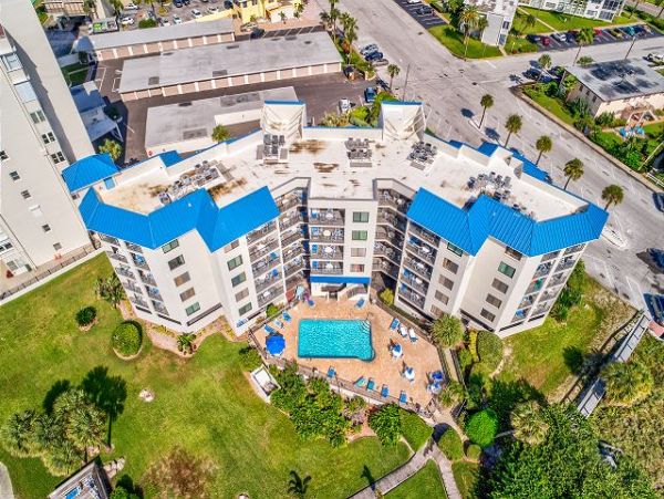 St. Petersburg Condo 1011626